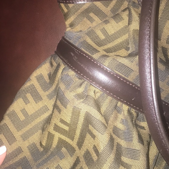 Authentic Vintage Fendi Bag - Picture 6 of 7